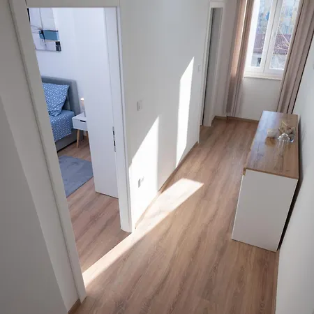 Apartamento Adeo, Uvala Jazine, *