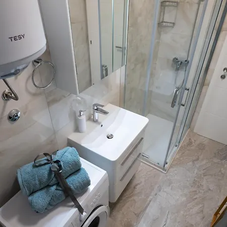 Apartamento Adeo, Uvala Jazine,