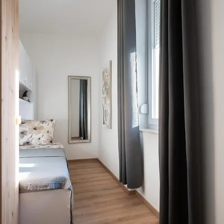Apartamento Adeo, Uvala Jazine, *